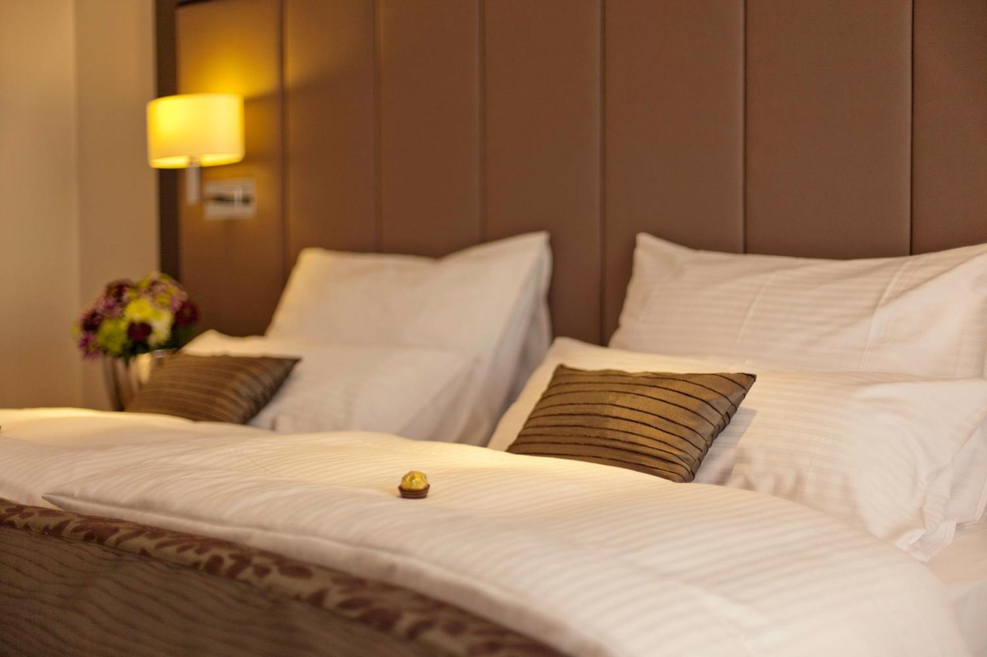 Favor Hotel Koenigsallee — Fotoğraflar 2